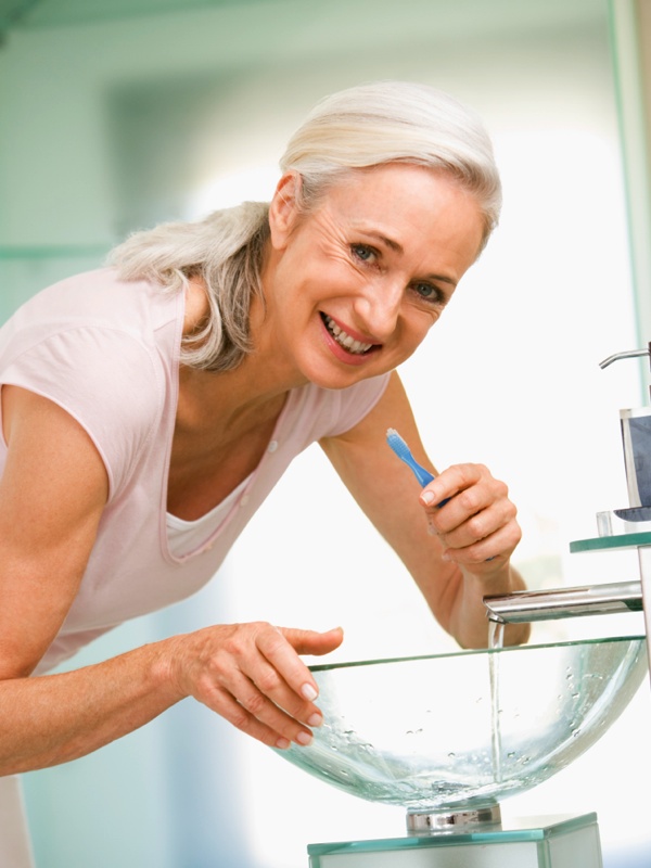 Keep Your Dentures Clean - Dont Wear Them at Night